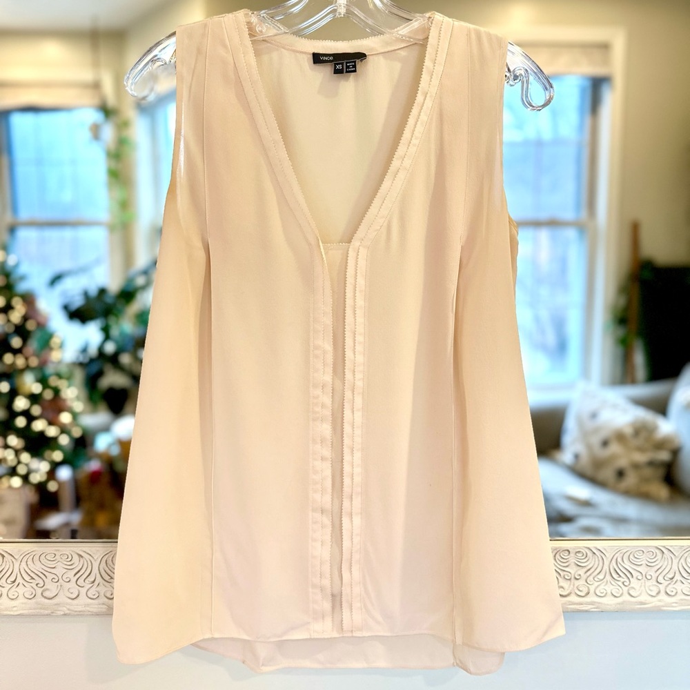 Vince 100% Silk Sleeveless Top w/ Minimalist Detail, Cream / Light Pale Pink, XS